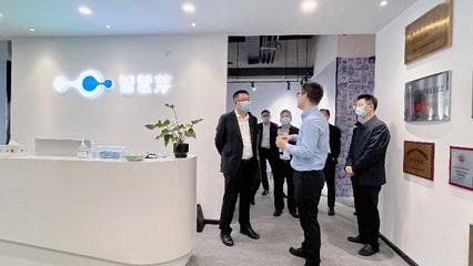 市委常委、副市长唐晓东调研服务外包企业，聚焦科技信息咨询服务高质量发展